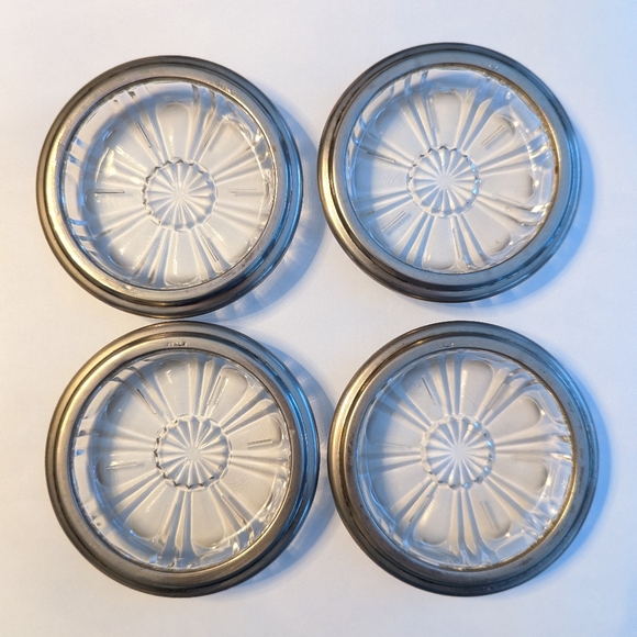 Vintage Coasters, Italian Silver Glass Crystal Coasters, Set of 4 Bar Decor - Picture 17 of 17